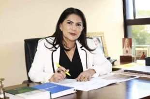 Antônia Sales elogia trabalhadores da Saúde de Cruzeiro do Sul