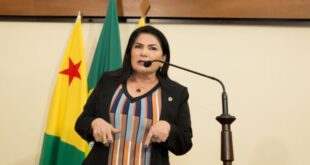 Antonia Sales sai em defesa de servidores da limpeza da UPA de Cruzeiro do Sul