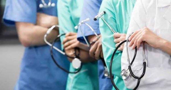 Associação dos médicos formados no exterior realiza assembleia geral no dia 16/06