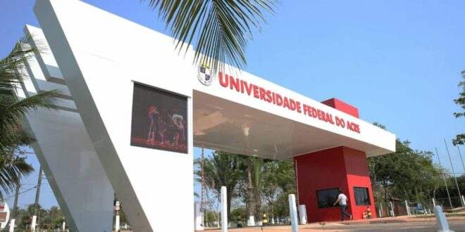 Associação dos professores da Ufac repudia posição da coordenadora de Educação de Cruzeiro do Sul sobre a manifestação #19J
