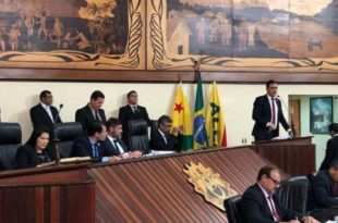 Base governista manobra para evitar CPI da Educação