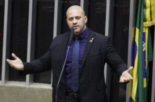 Conselho de Ética vota parecer pela suspensão de Daniel Silveira na terça-feira