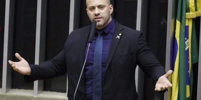 Conselho de Ética vota parecer pela suspensão de Daniel Silveira na terça-feira