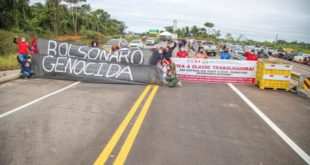 Manifestação contra Bolsonaro na inauguração da ponte do Madeira