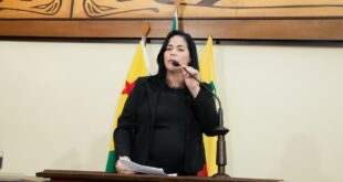 Deputada Maria Antônia faz apelo para que governo não deixe que Casa Souza Araújo feche as portas