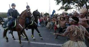 Entre a Polícia e polícias