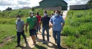 Gonzaga visita uma das maiores áreas de produção do Acre: “Vamos buscar melhorias para os produtores”