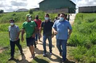 Gonzaga visita uma das maiores áreas de produção do Acre: “Vamos buscar melhorias para os produtores”