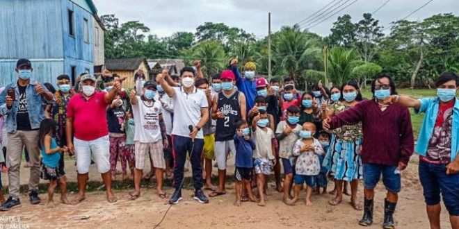 Jenilson leva a campanha Máscaras pela Vida para os Kaxinawá do Jordão