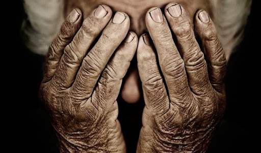 Mais de 33 mil casos de violência contra o idoso foram registrados só este ano no Brasil