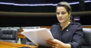 Mara Rocha pede ao Ministério da Saúde a implantação de leitos de UTI na região do Alto Acre para tratamento da Covid-19 e questiona a aplicação dos recursos para pandemia enviados pelo governo federal