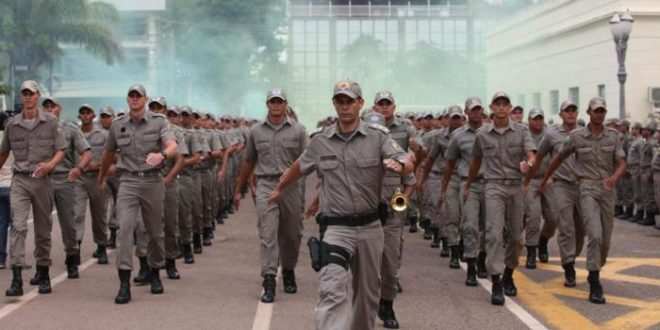 Militares realizam carreata em protesto ao governo na próxima segunda-feira