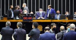 Oposição vai ao MPF e TCU contra suposto superfaturamento na compra de Covaxin