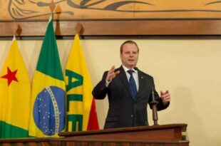 Pedro Longo parabeniza secretarias e sindicatos por diálogos e acordos que encerraram greves no AC