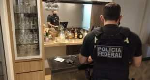 PF prende 17 integrantes de quadrilha e apreende 20 veículos usados para enviar droga