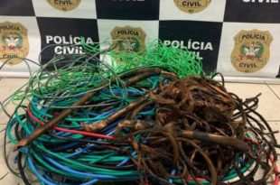 Polícia Civil prende receptadores e recupera mais de 250 peças de fios