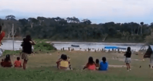 Povo Yanomami sob ataque de garimpeiros- duas crianças mortas