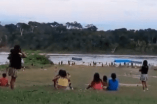Povo Yanomami sob ataque de garimpeiros- duas crianças mortas