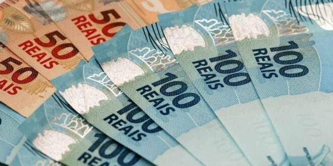 Privatização da Eletrobrás: "choque de alta tensão no bolso dos trabalhadores"