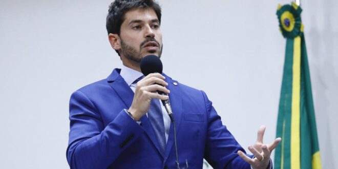 PSL recebeu R$ 92 milhões do "orçamento paralelo"