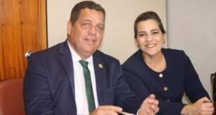 Mara Rocha e vice-governador agendam reunião com o ministro