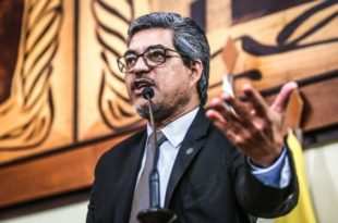 O deputado estadual Edvaldo Magalhães se solidarizou em apoio ao movimento grevista das entidades sindicais e associações ligadas à Educação