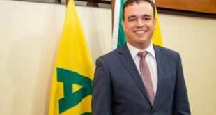 Zen- governo tinha dinheiro em caixa e deixou o povo passar fome