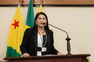 Antonia Sales volta a cobrar instalação de tomógrafo no Hospital do Juruá “Está há 120 dias parado”