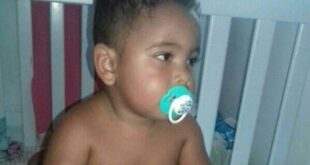 Bebê de dois anos morre após ser baleado na cabeça