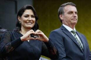 Bolsonaro vai conceder à Michelle Bolsonaro, medalha destinada a quem se destaca em atividades científicas