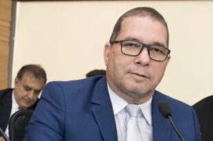 Comissão de Orçamento e...