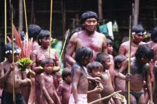 Corrida do ouro- Garimpeiros controlam o espaço aéreo da terra Yanomami