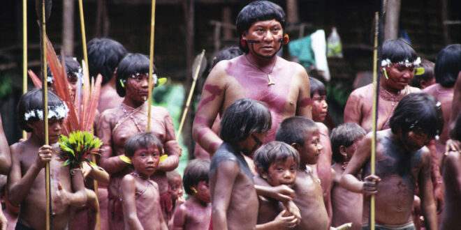 Corrida do ouro- Garimpeiros controlam o espaço aéreo da terra Yanomami
