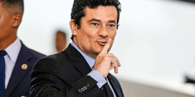 De olho na possibilidade de ser candidato a presidente em 2022 Sérgio inicia conversas com o Podemos