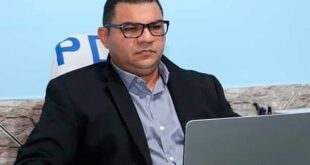 Fábio Araújo denuncia que colchões comprados pela Prefeitura durante alagação ainda não foram entregues à população