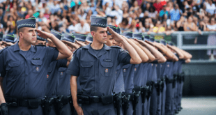 Governo Bolsonaro em crise com Militares: AGU pede o fechamento de algumas Associações Militares