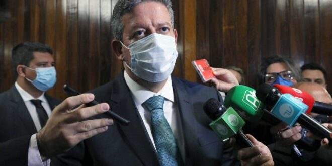 Lira reafirma compromisso da Câmara com o crescimento e a estabilidade do País