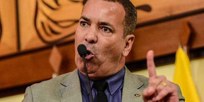 Neném Almeida sobre governo Gladson Cameli “O povo não aguenta mais tanta gracinha”