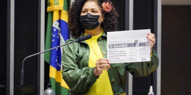 Com 330 propostas e 150 discursos, Perpétua é uma das parlamentares mais atuantes do Acre