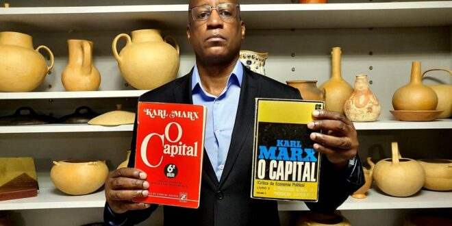 Presidente da Fundação Palmares poderá responder por descarte de 300 livros da biblioteca da entidade