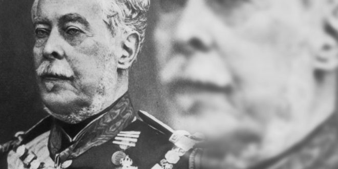 Professor de História: "É necessário reinventar o Exército brasileiro"