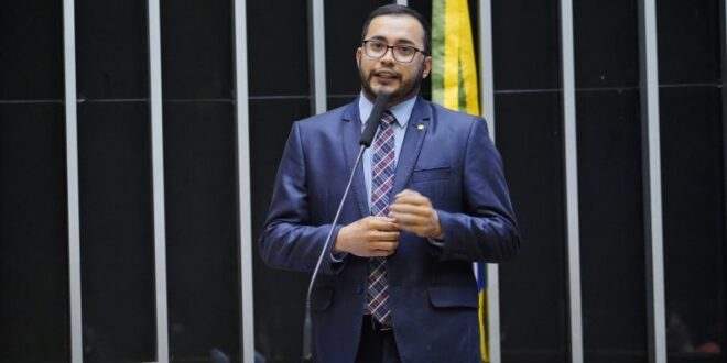 Projeto inclui casais homoafetivos entre prioridades do programa habitacional Casa Verde e Amarela