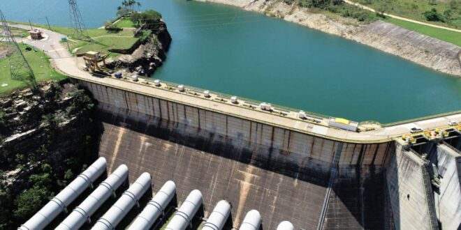 Reservatórios de hidrelétricas foram esvaziados para aumentar os lucros