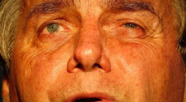 Se quisesse Bolsonaro poderia vetar Fundo Eleitoral de R$ 5,7 bilhões