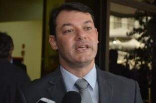 "Sou contra indústria de multas", afirma Roberto Duarte