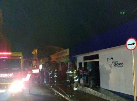 Incêndio atinge lanchonete, farmácia e consultório no bairro Manoel Julião