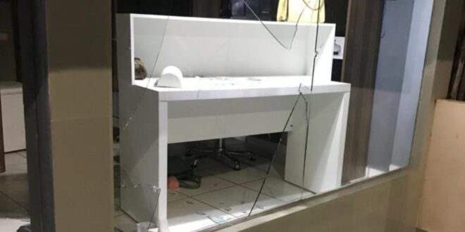 Loja é invadida durante a madrugada em Epitaciolândia e vizinhos evitam prejuízo maior chamando a polícia