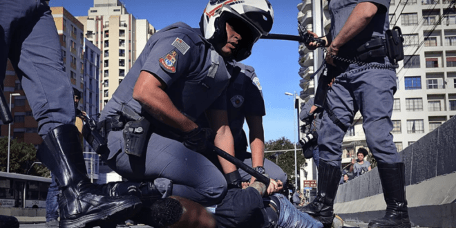 Polícia é responsável por 60% dos casos de violência registrados em cinco estados