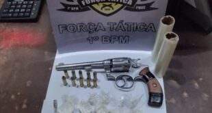 PM fecha “boca de fumo” e prende homem com drogas, dinheiro e arma na Baixada da Sobral