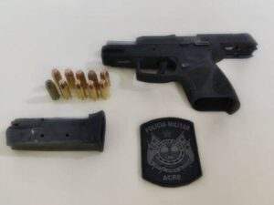 Homens são presos por porte ilegal de arma no interior
